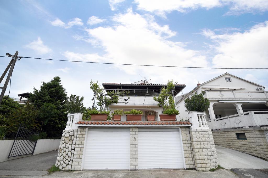 Apartments Galic Kampor ภายนอก รูปภาพ